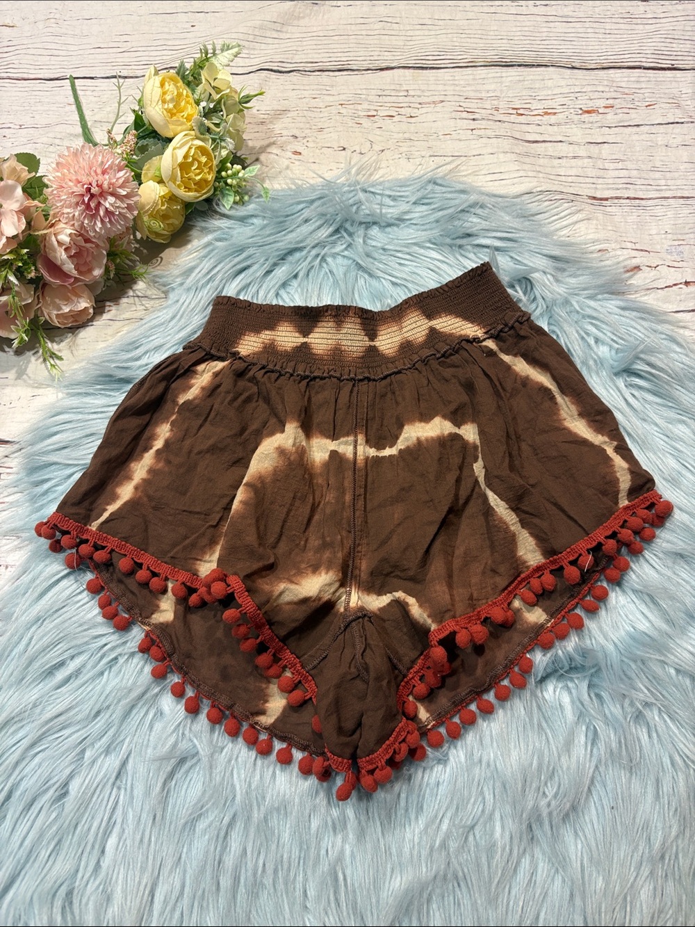 NWOT Natural Life Scrunched Tie Dye Brown Pom Poms Cover Up Shorts